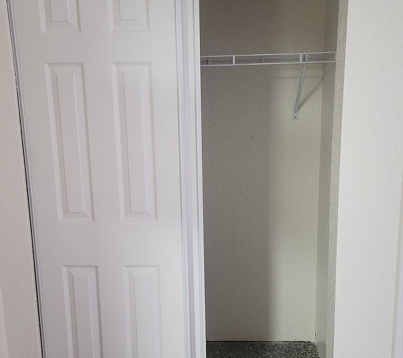 2nd image of 114 N 3rd St #208