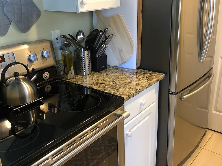 111 Hill Ave — Photo 9