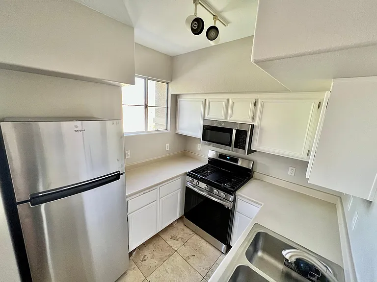 9050 W Warm Springs Rd #2147 — Photo 16