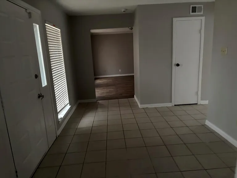 8606 Summit Pines Dr — Photo 7