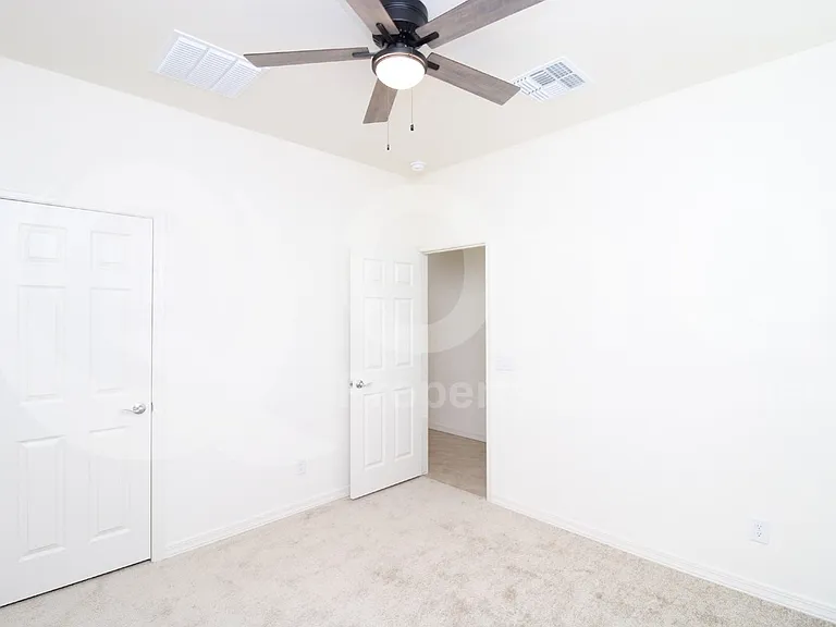 5734 W Getty Dr — Photo 21