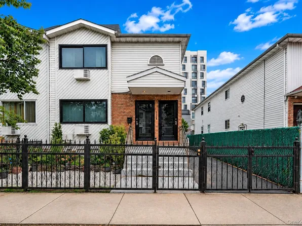 1048 beach 22nd street, Far Rockaway, NY 11691