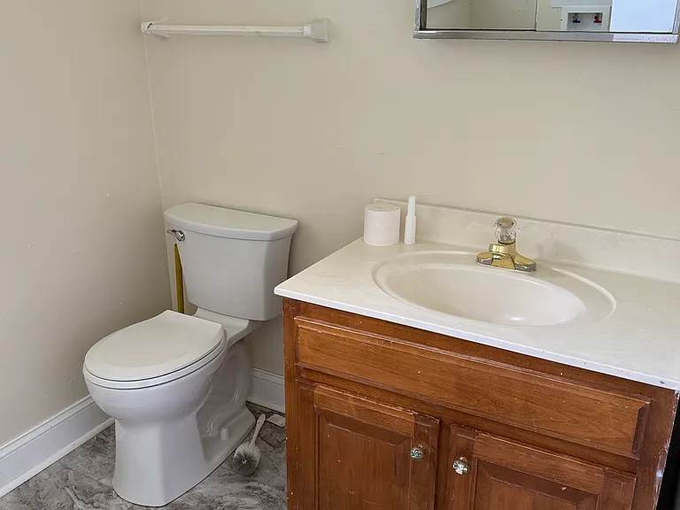 608 Sue Ct — Photo 13