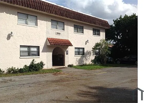 1 bed, 738 sqft, $1,995 — Photo 3