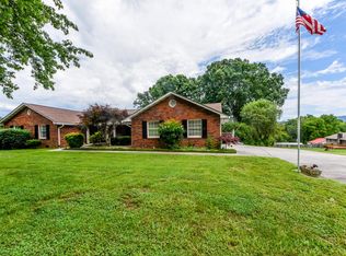 108 Red Oak Rd, Maryville, TN 37803