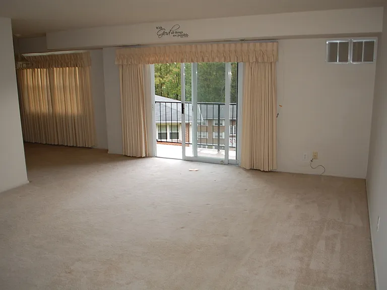 110 Seevue Ct #C — Photo 3