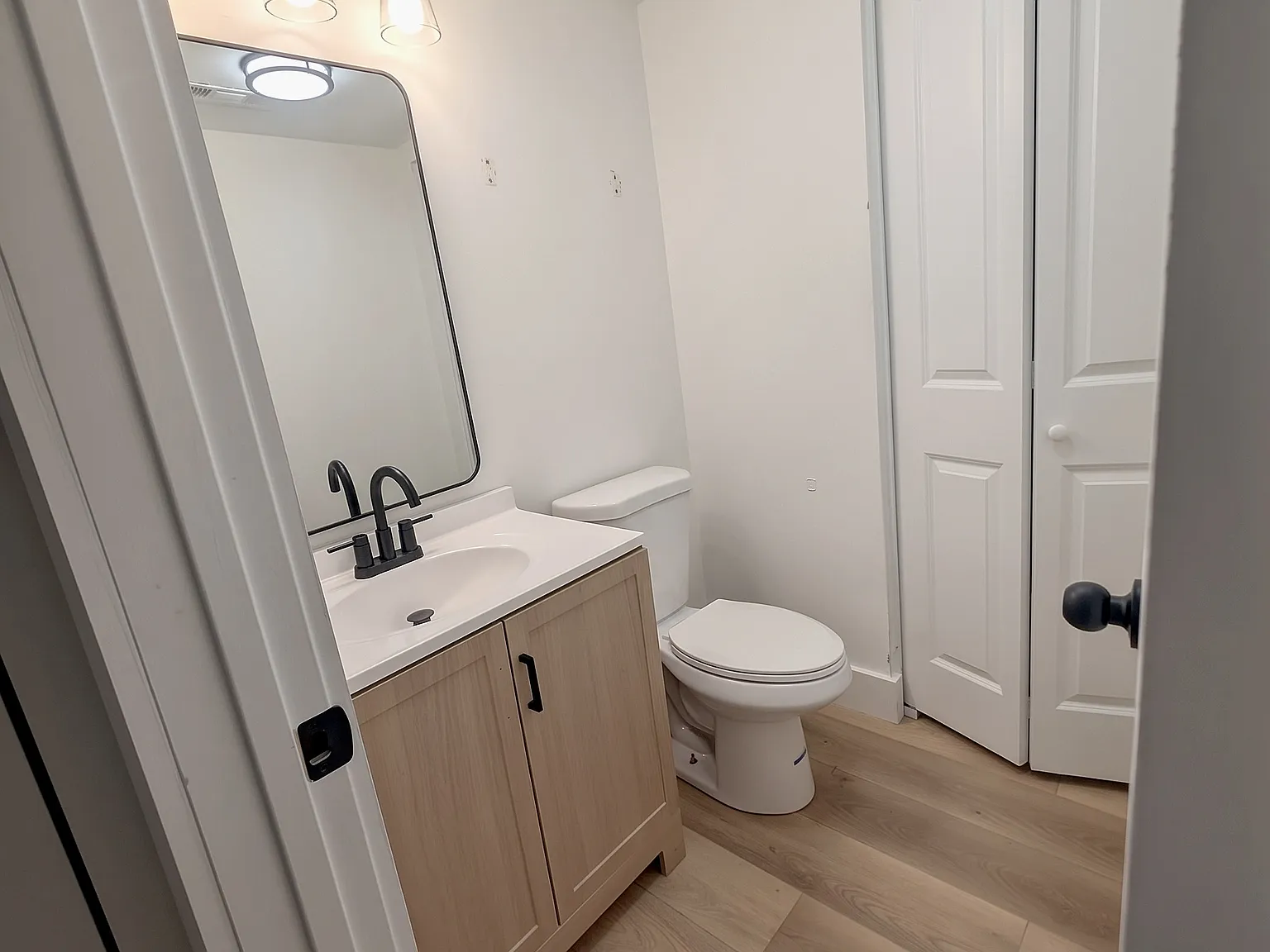 2 bed, 1100 sqft, $1,500 — Photo 4