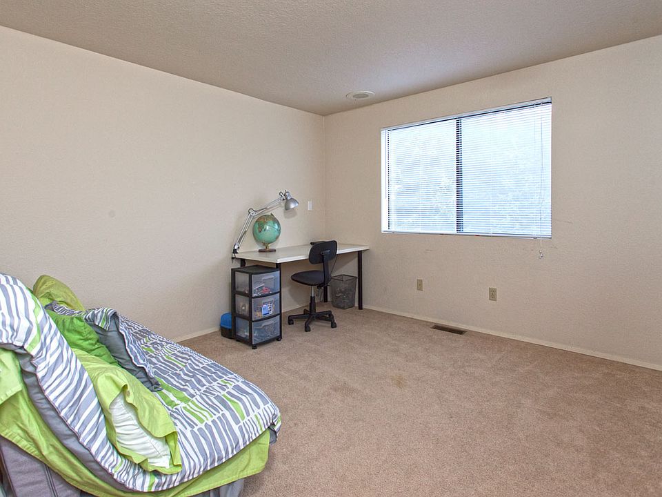 Main level bedroom would fun