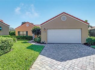 776 Reef Point Cir, Naples, FL 34108