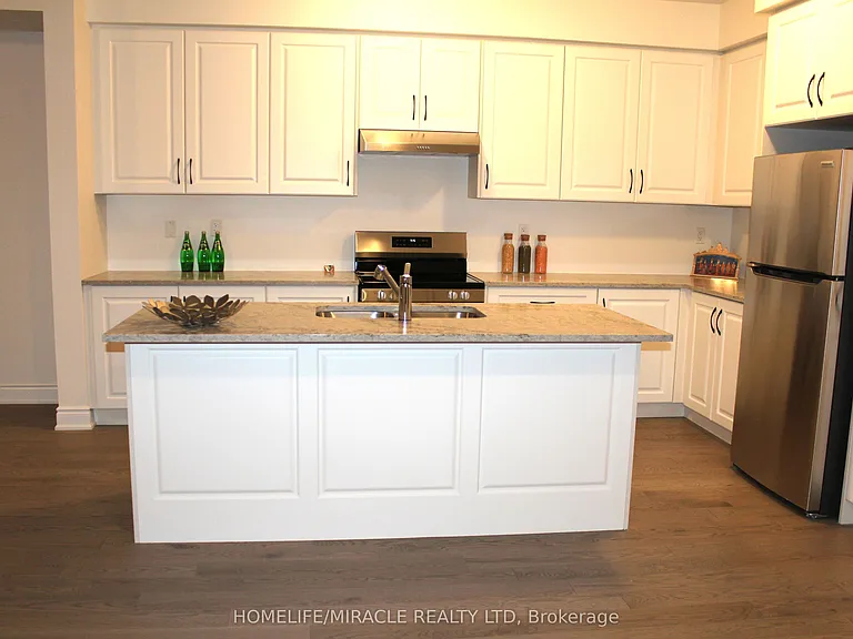 94 Bermondsey Way — Photo 6