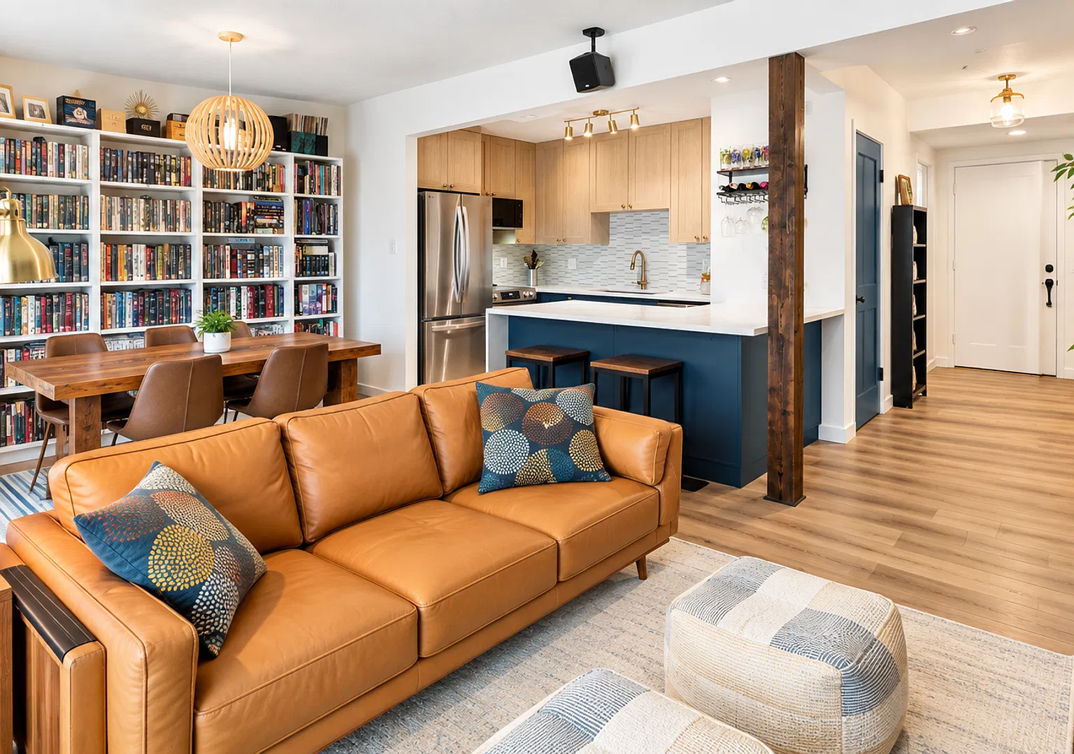 Beautiful, spacious updated Dillon condo, available now! Hot tub! Quick move-in for locals! — Photo 2