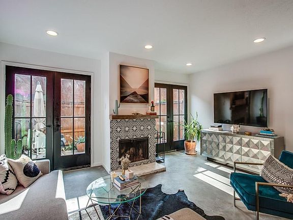 4th image of 4218 Newton Ave #1