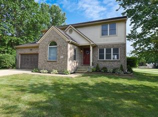 605 Big Rock Dr, Westerville, OH 43082