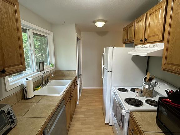 3rd image of 259 Elwha Dr