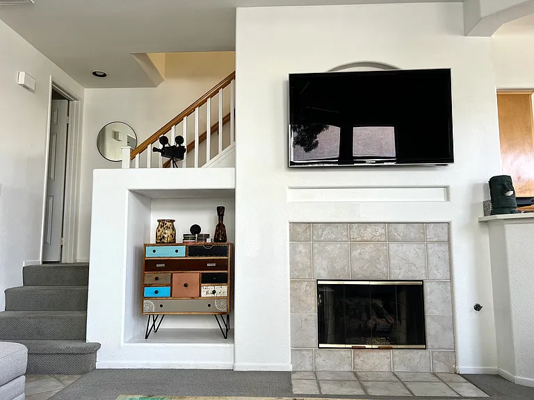 7691 Hazard Center Dr — Photo 4
