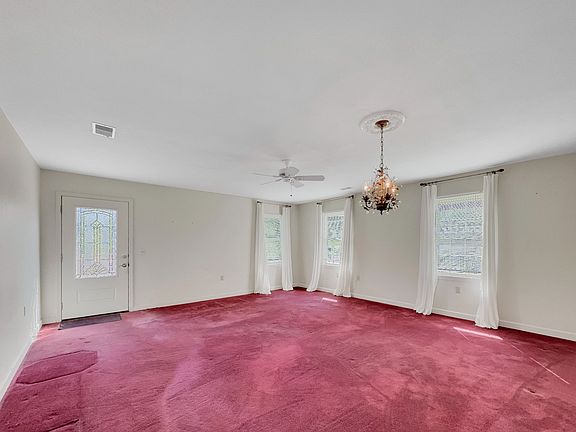 3rd image of 720 Mount Carmel Pl