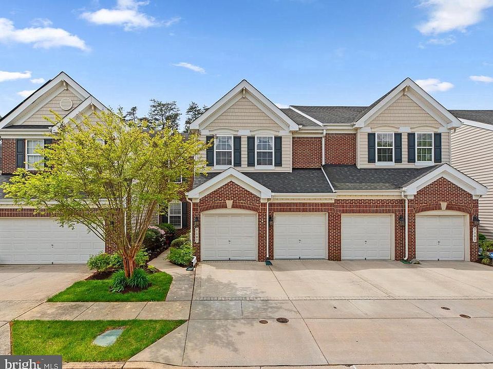 1st image of 7107 Piney Woods Pl