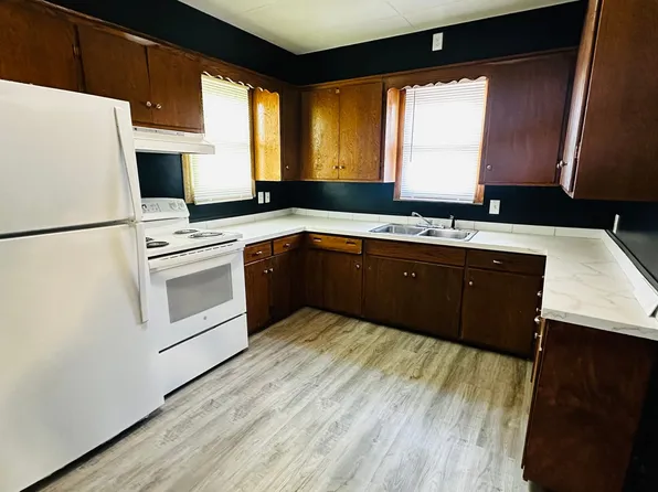 807 9th Ave SE, Aberdeen City, SD 57401