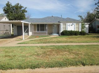 1217 Hudson Rd, Stamford, TX 79553