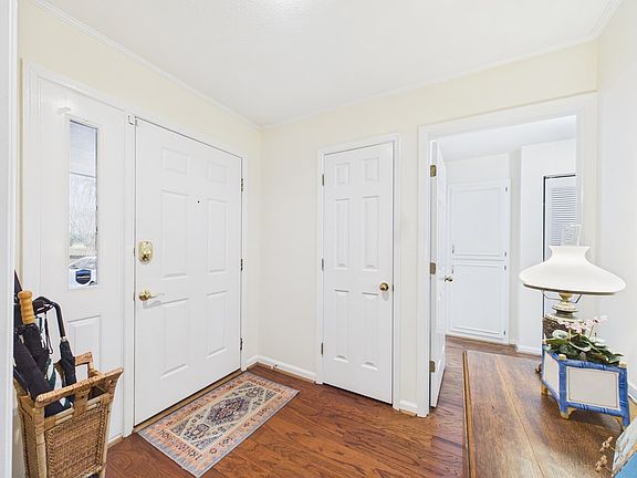 3rd image of 6400 Green Island Dr APT 43
