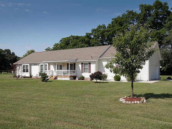 17477 pebble ln-102