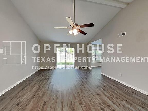 3rd image of 635 Stonewall Dr