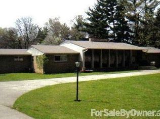 6490 Spring Mill Rd, Indianapolis, IN 46260