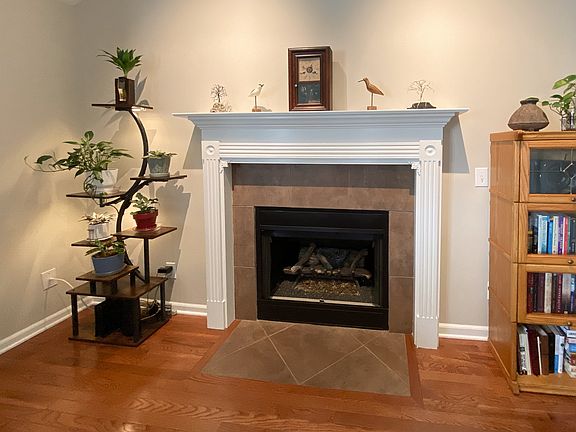 5th image of 577 Maple Springs Rd