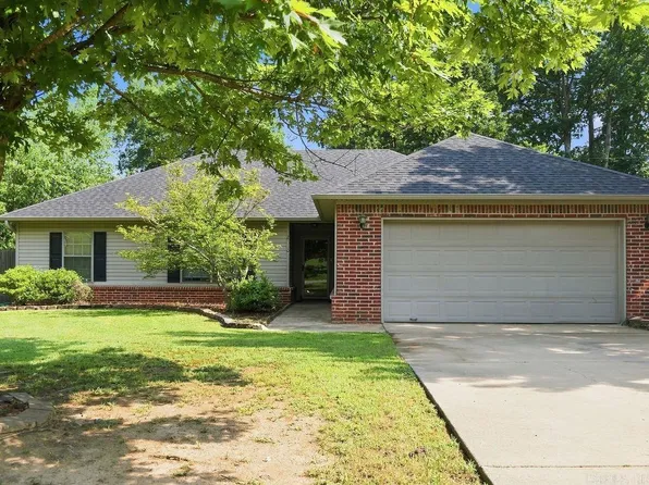 2910 Ward Dr, Bryant, AR 72019