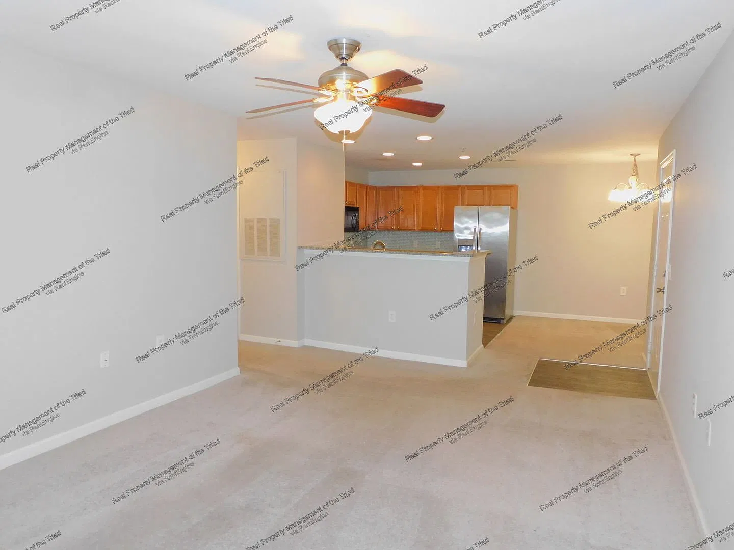 2 bed, 2.0 bath, 1064 sqft, $1,250 — Photo 3