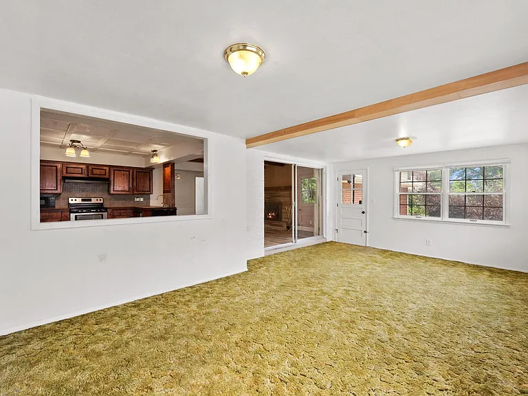 905 W 6th Ave — Photo 25