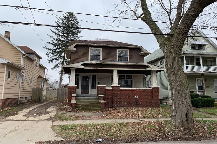 3658 W 47th St photo 1