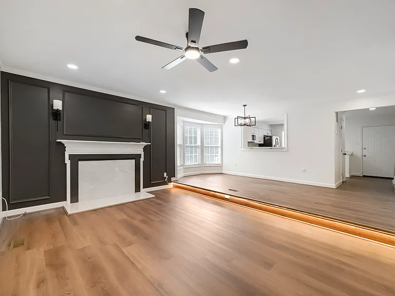 8573 Black Star Cir — Photo 11