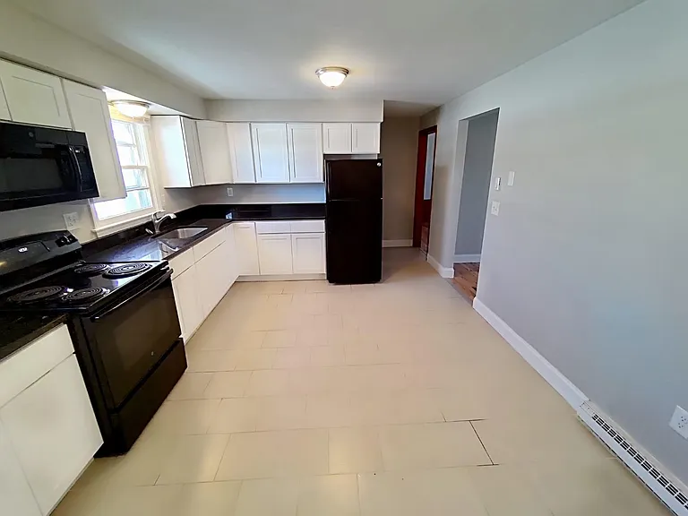 148 Bradford Ave #7 — Photo 3