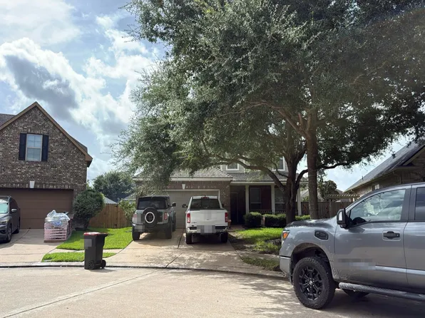 25611 Canyon Sands Ln, Richmond, TX 77406