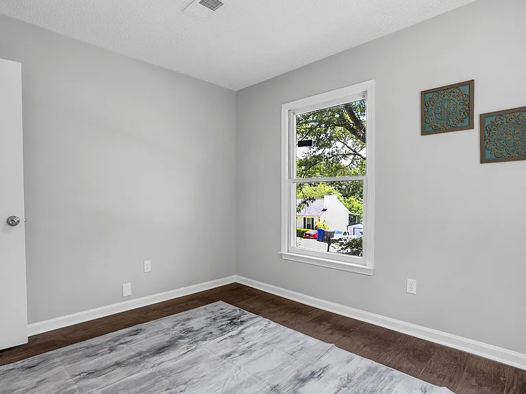38 Shore Dr — Photo 19