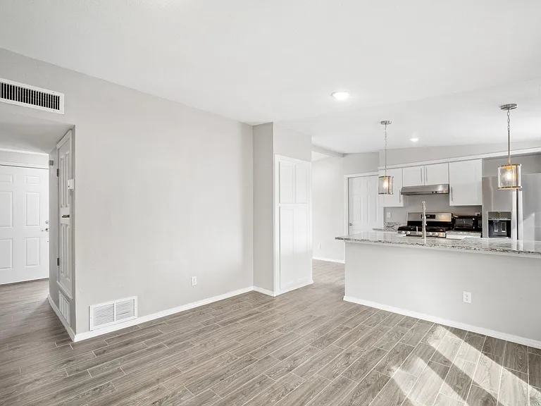 316 Egret Way — Photo 5