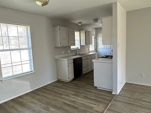 5th image of 2109 Albert Broadfoot St #2109