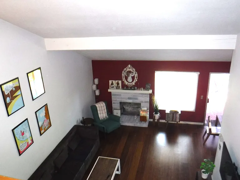 1612 Bridgeview Dr — Photo 12