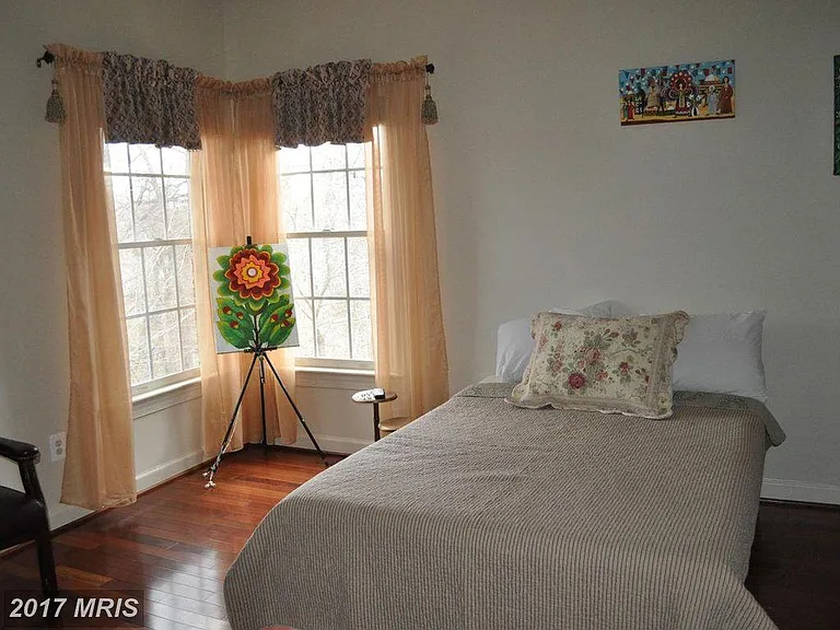10084 Daniels Run Way — Photo 20