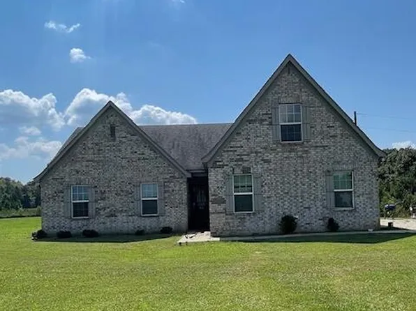 95 Squirrel Hollow Rd, Holly Springs, MS 38635