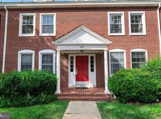 3251 S Stafford St APT B2, Arlington, VA 22206