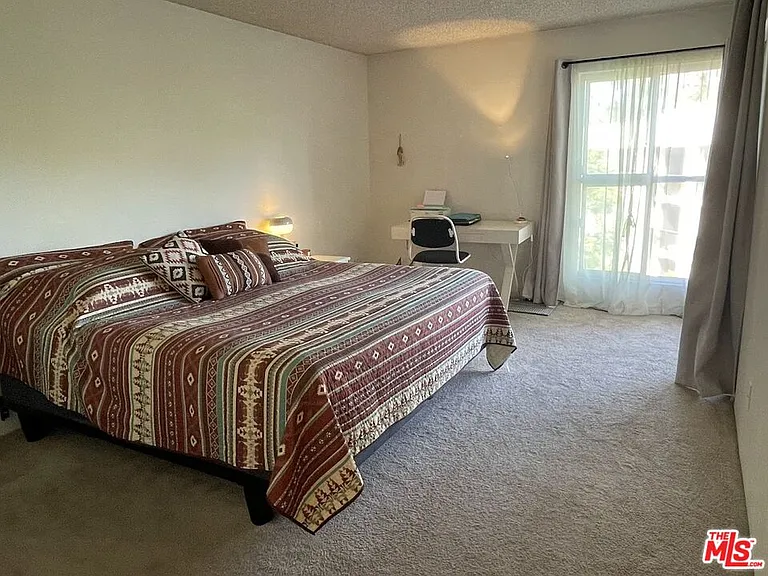 8314 Raintree Cir — Photo 14
