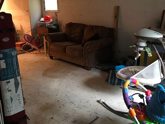 5th image of 1338 Roanoke Blvd