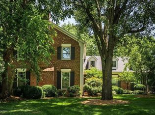 6402 Lime Ridge Ct, Northfield, KY 40222