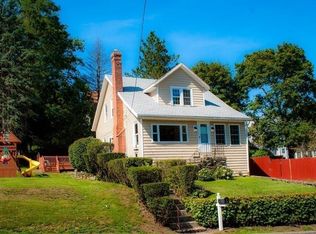 132 Heard St, Worcester, MA 01603