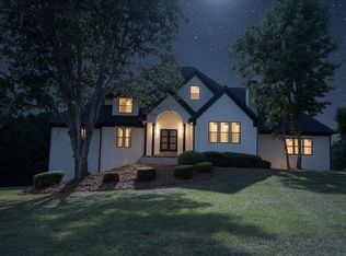 145 Windy Ridge Ct, Fayetteville, GA 30214