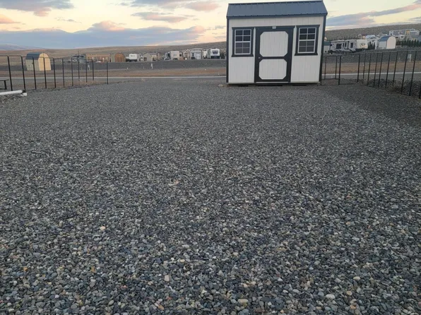 1769 Naches Wenas Rd #112, Selah, WA 98942