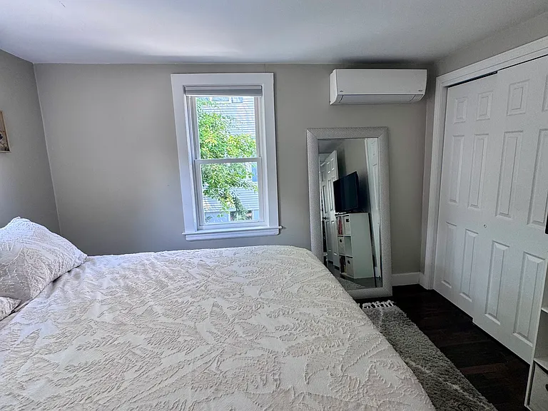 65 Brentwood St — Photo 10