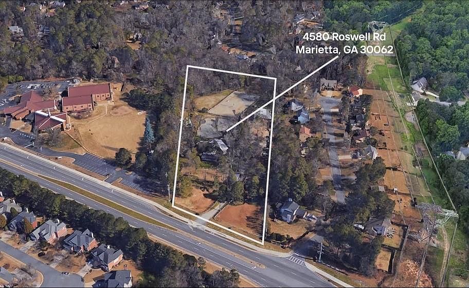 2nd image of 4580 Roswell Rd #X